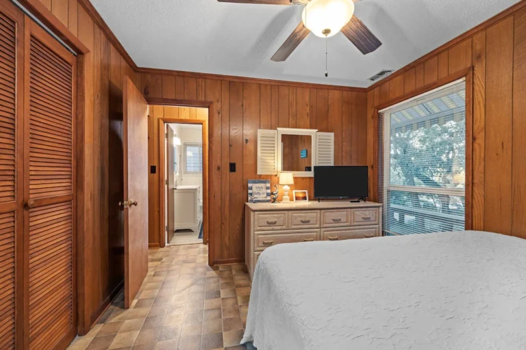 dogwood treehouse4