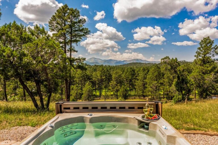 Ruidoso's Top Cabins with Hot Tubs for any budget in 2023