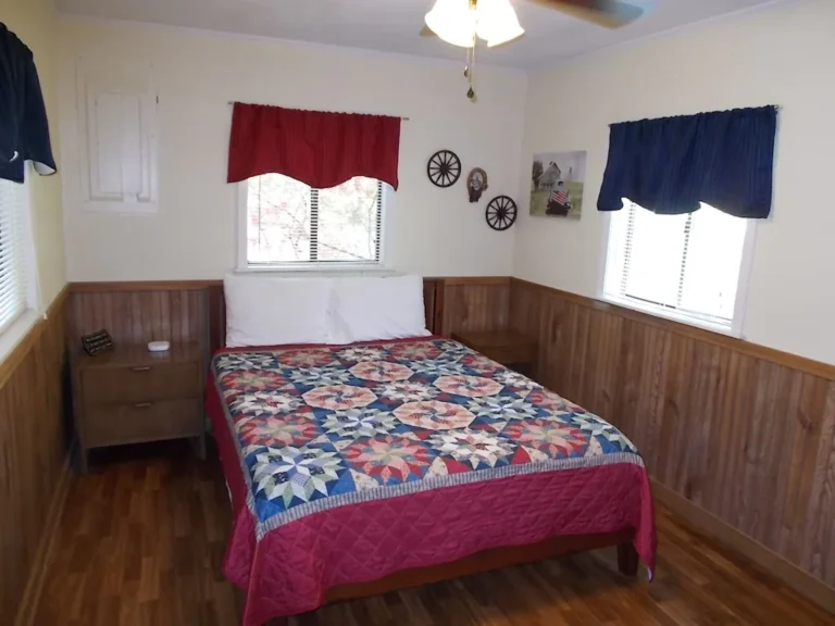 Exploring the Best Cabins with Hot Tubs in Arkansas