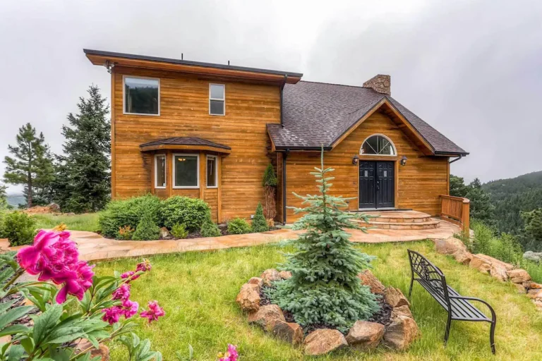 Evergreen Cabin1