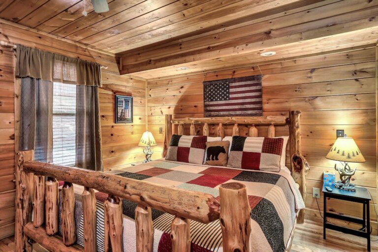 Goldilocks-Honey-Pot-Winter-Deals-Near-Dollywood-Family-Group-Friendly4.jpeg