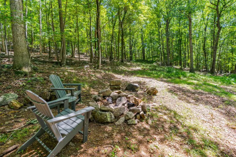 Hot-Tub-Fire-Pit-Screened-Porch-@-Secluded-Cabin3.jpeg