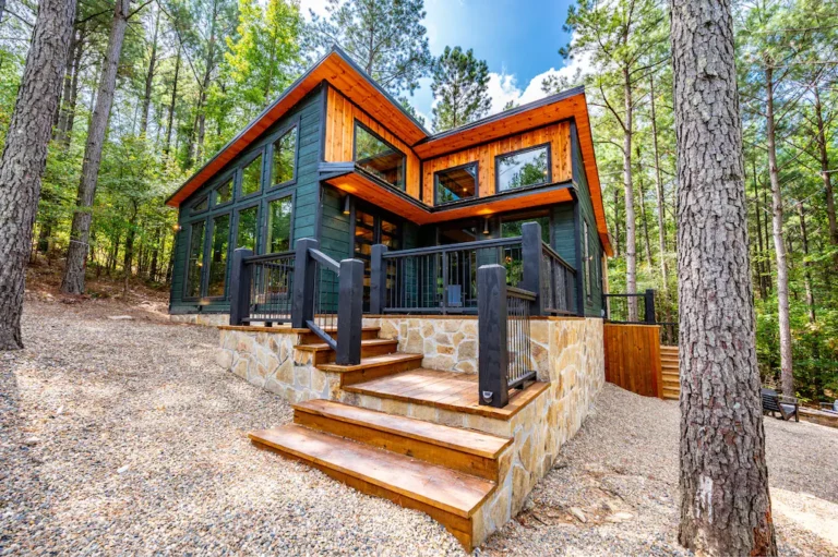Modern Luxe Cabin Retreat