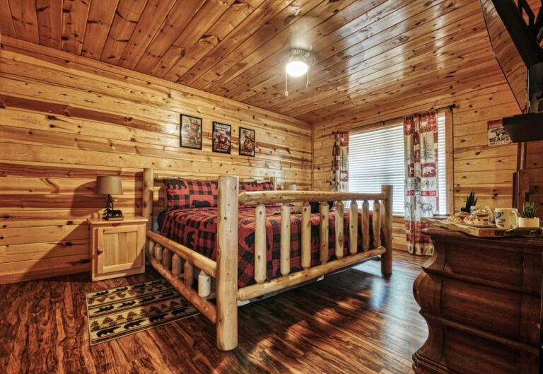 Moonlight Woods Cabin2