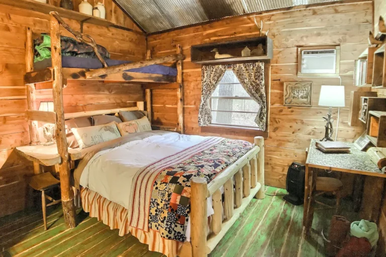 Ozark Mountain Hideout2