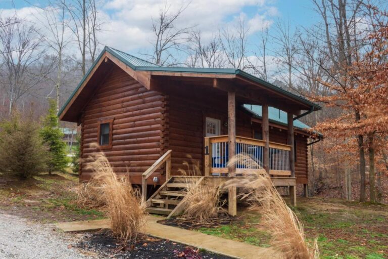 Best 18 Romantic Cabins in Hocking Hills for any budget in 2023