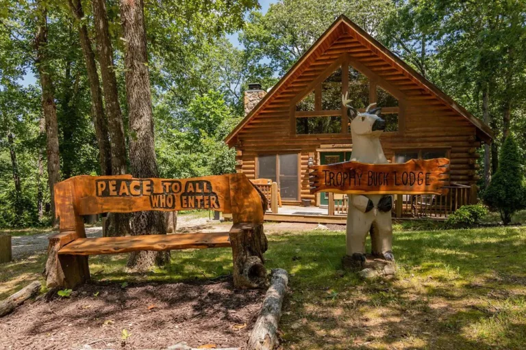 Trophy Buck Lodge