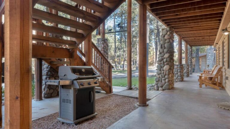 Upper-Canyon-Inn3