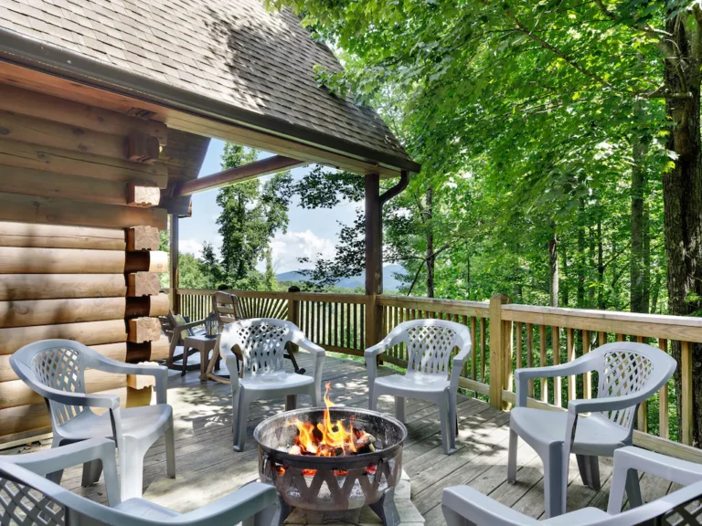 Best Cabins with Hot Tubs in Asheville for any budget in 2023