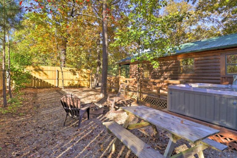 Cozy Cabin 1