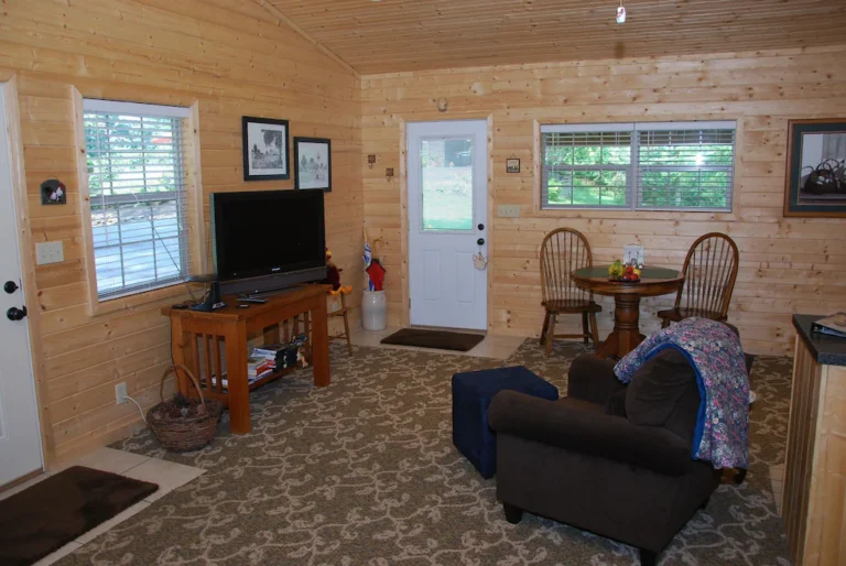 Cozy Cottage2