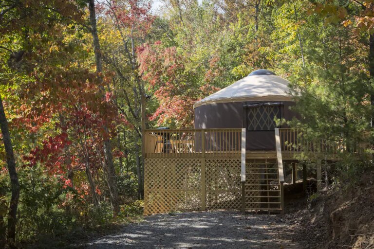 Namaste-Yurt-a-Romantic-Retreat-2.jpeg