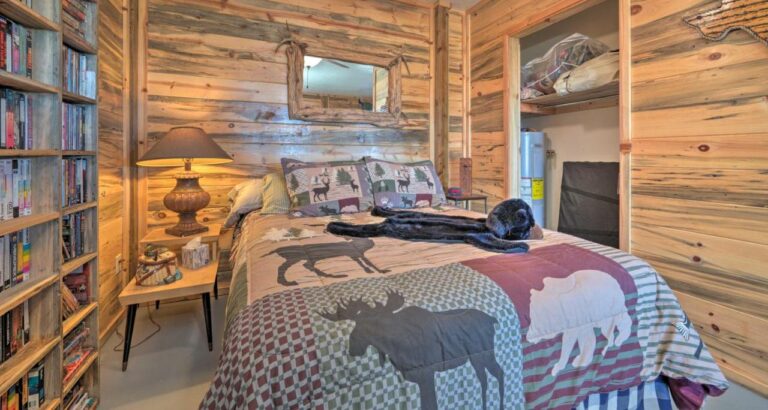 Sardis-Serenity-1BR-Clayton-Cabin-with-Lake-View-6