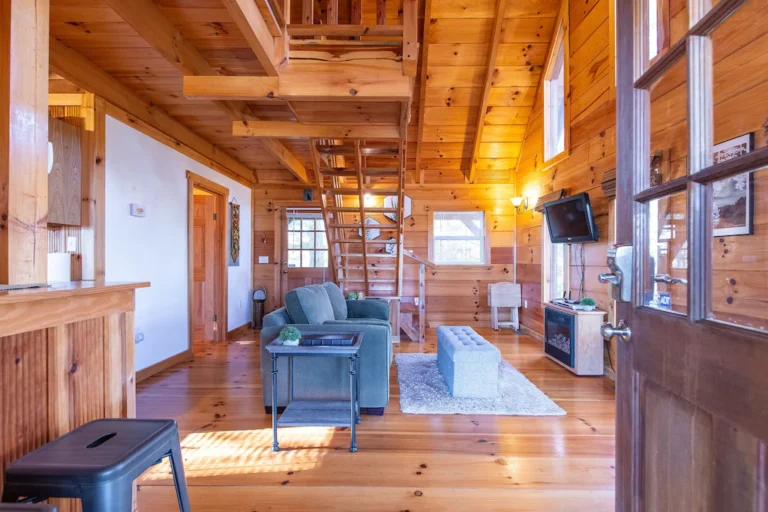 Sunrise Cabin3