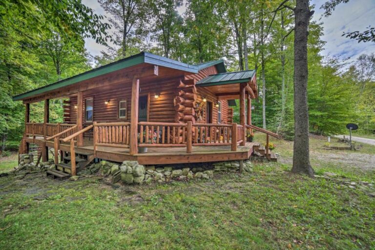 Updated Manistique Log Cabin