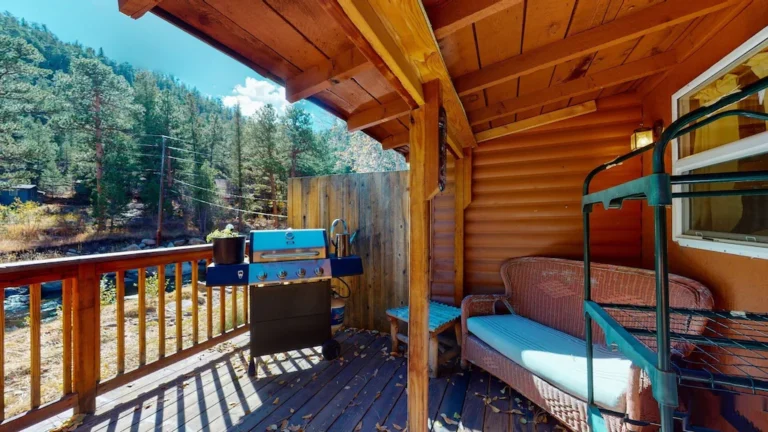 private cabin2