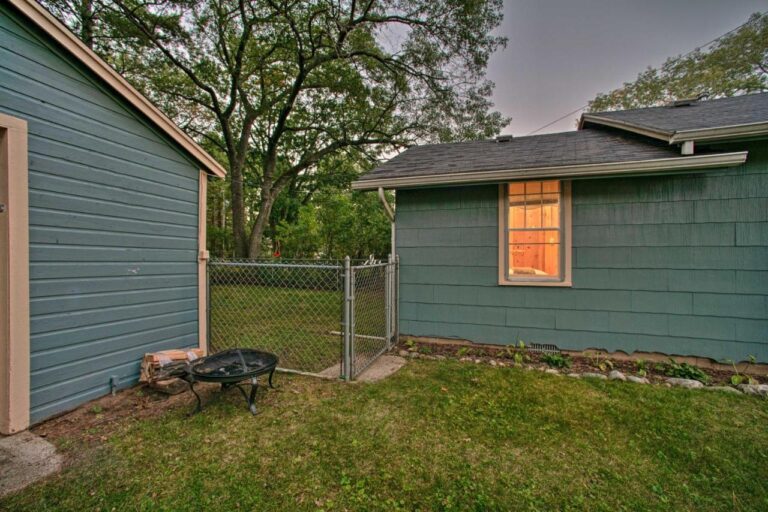 East Tawas Cabin3