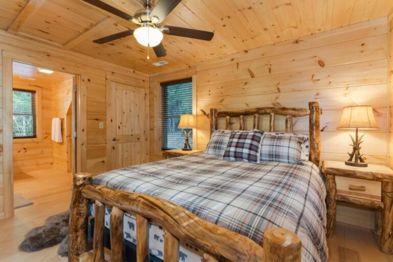 Hideaway Cabin 2