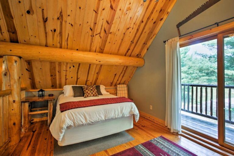 Secluded Log Cabin1
